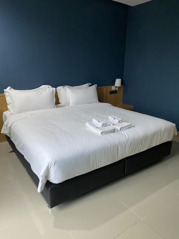 ชุดเครื่องนอน พร้อมเตียงโรงแรม นาครี